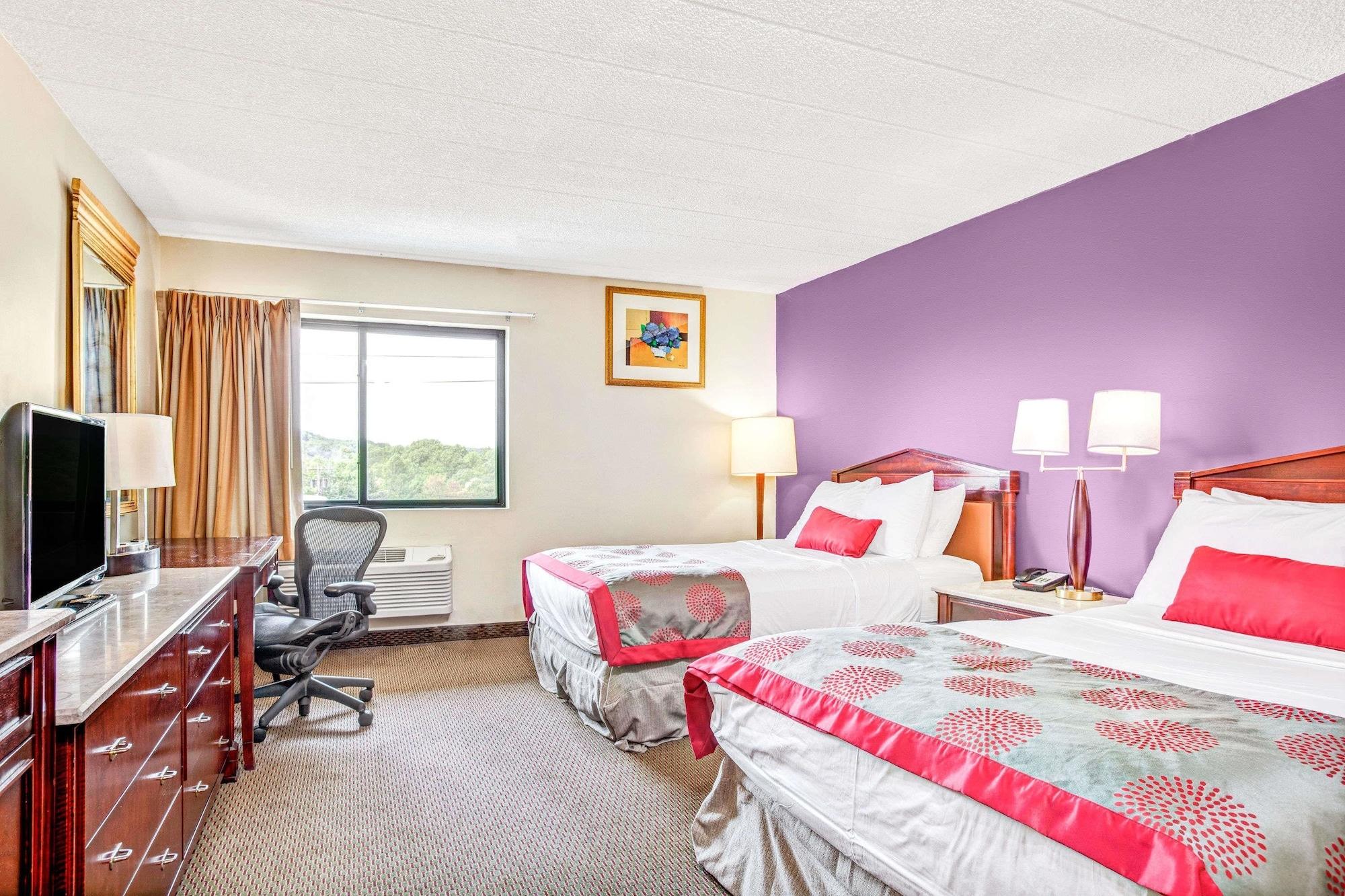 Ramada By Wyndham Rockaway Hotel Ngoại thất bức ảnh
