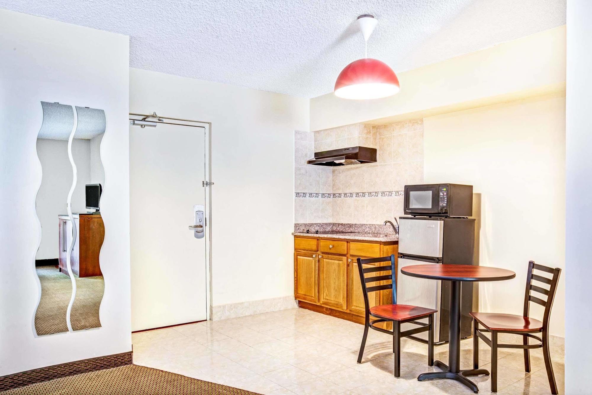 Ramada By Wyndham Rockaway Hotel Ngoại thất bức ảnh